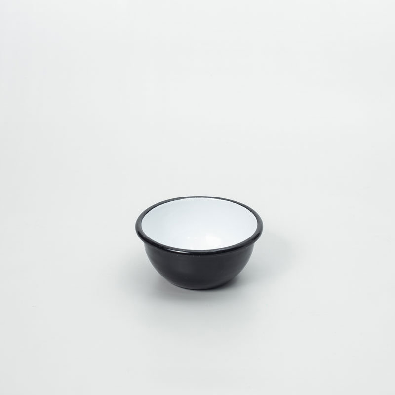 Bowl pequeño blanco exterior negro